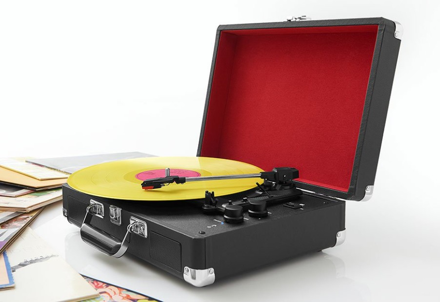 Man Cave Crosley Radio | Bluetooth Record Player