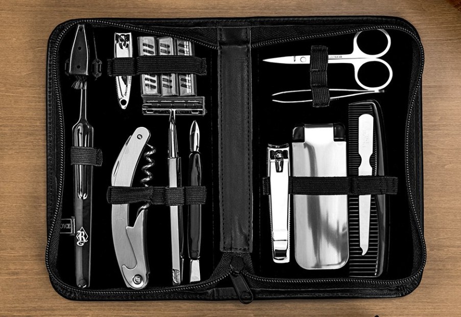 Personalized Gifts Emporium Leather Co | Luxury Travel Grooming Set