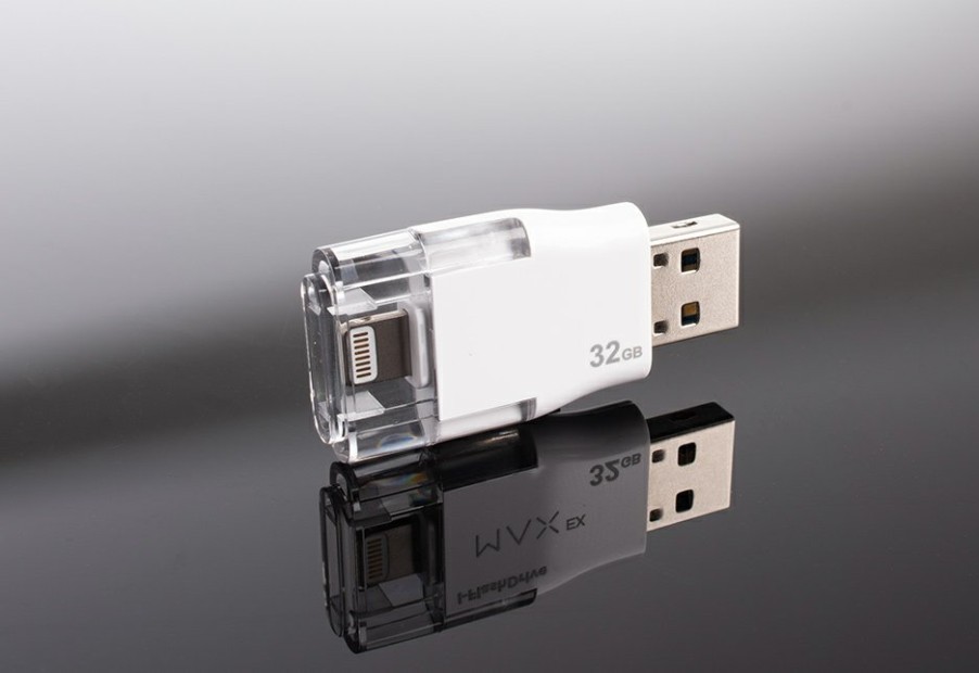 Gadgets Sharper Image | Lightning Flash Drive For Iphones And Ipads By Sharper Image