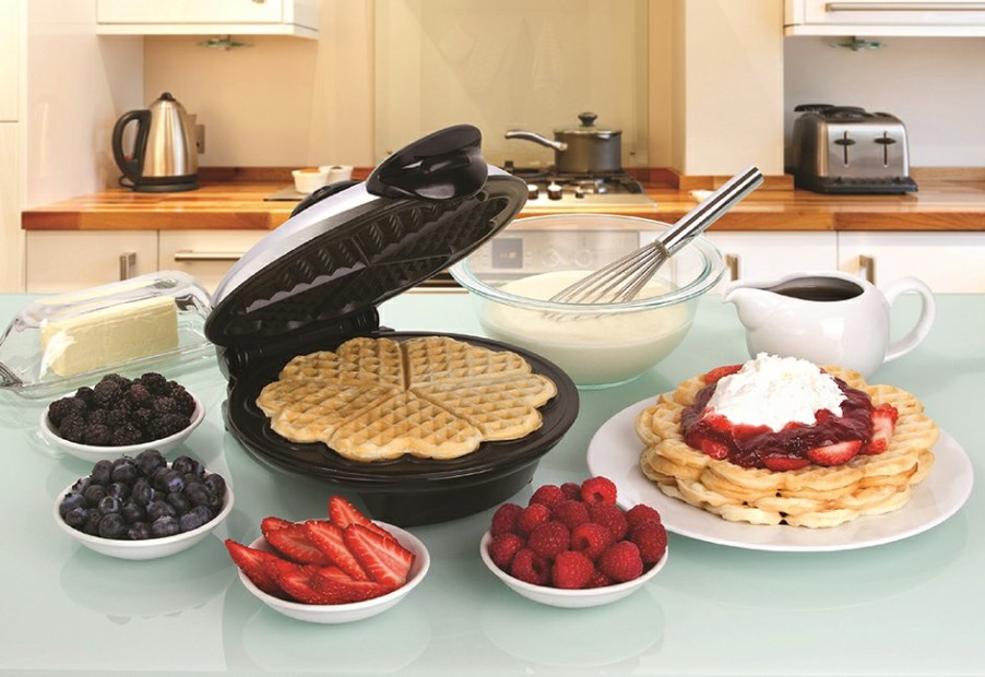 Kitchen & Entertaining Euro-Cuisine, Inc | Heart Shaped Waffle Maker