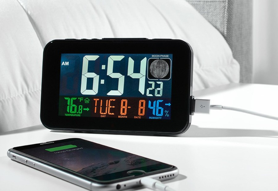 Gadgets LaCrosse Technology, Ltd. | Phone Charging Atomic Alarm Clock