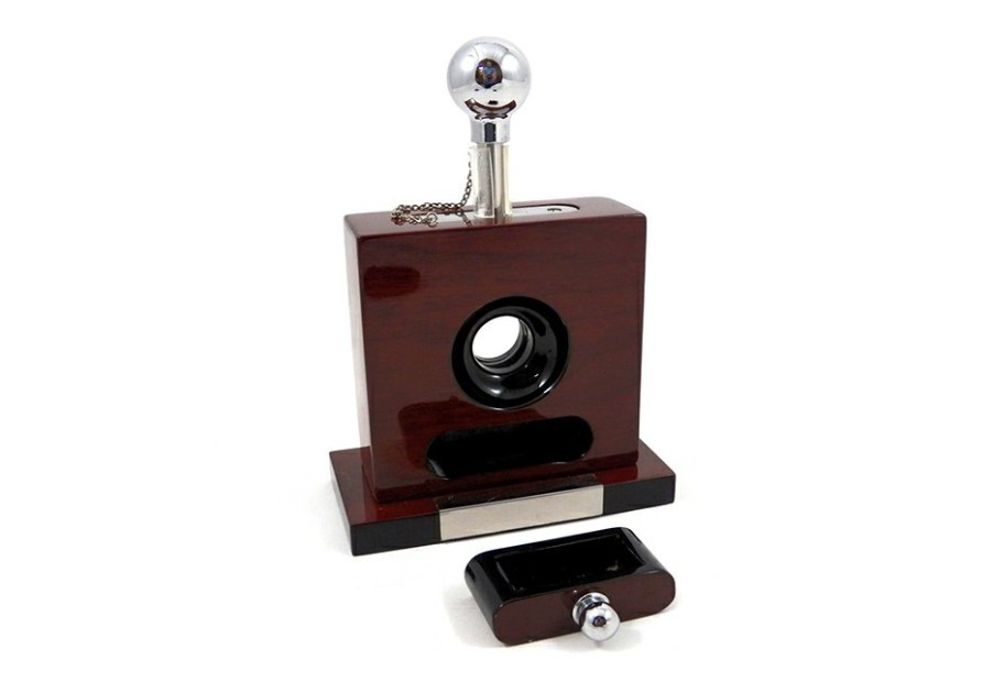 Man Cave Bey-Berk International Inc | The Tabletop Cigar Cutter